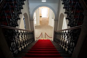 vue extérieure vill quai sturm eglise saint pierre le jeune